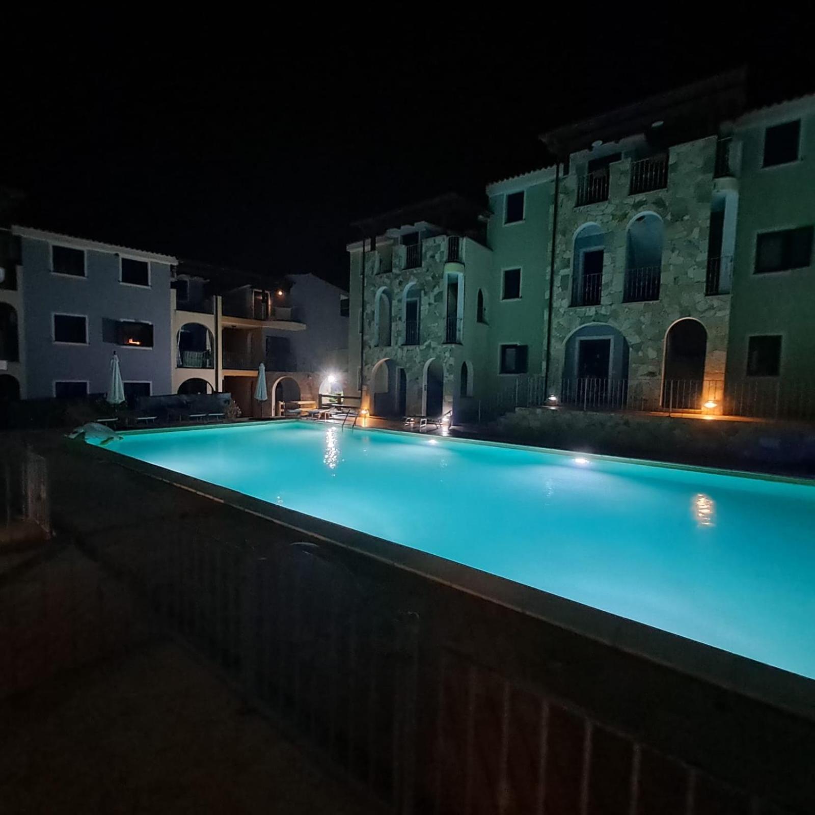 Appartamento Con Piscina Валледория Экстерьер фото